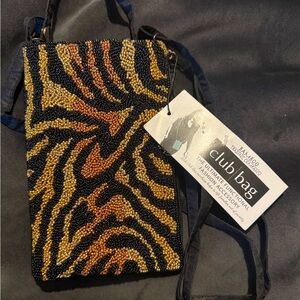 🆕 Bamboo Trading Hand Beaded Animal Print Club Bag Cellphone Crossbody Wristlet